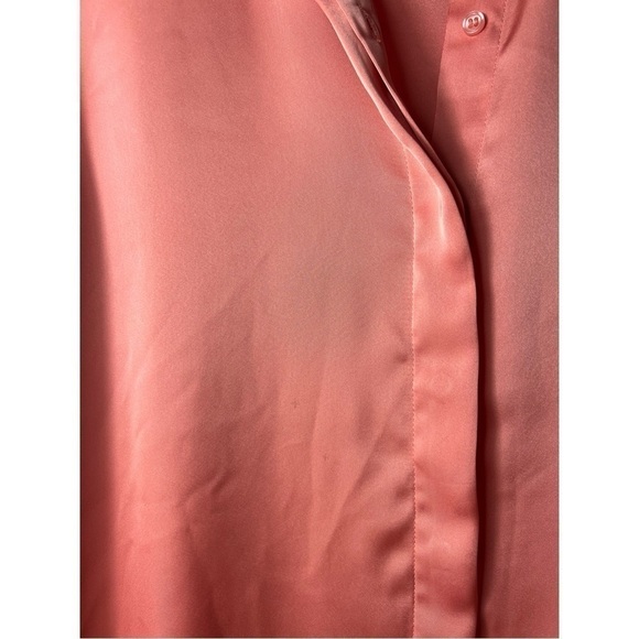 H&M Coral Pink Satin Button Down Flowy Sheen Hi Low Hem Blouse Size Medium - Picture 5 of 6